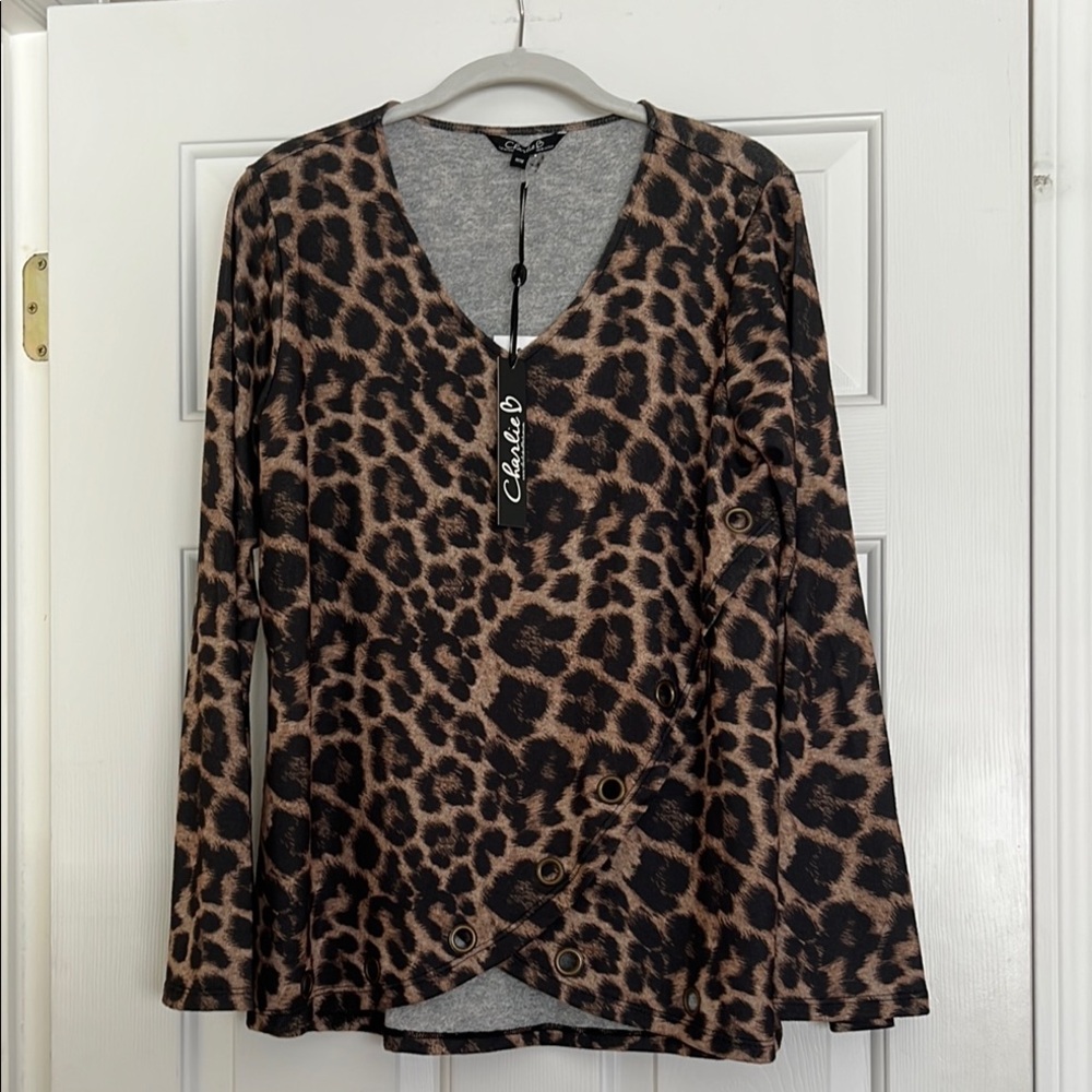 Charlie B Women's Leopard Print Top - Black and Brown